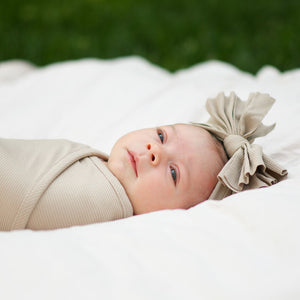 NEW super soft ribbed swaddle and hat set