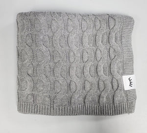 NEW oversized cable knit blankets