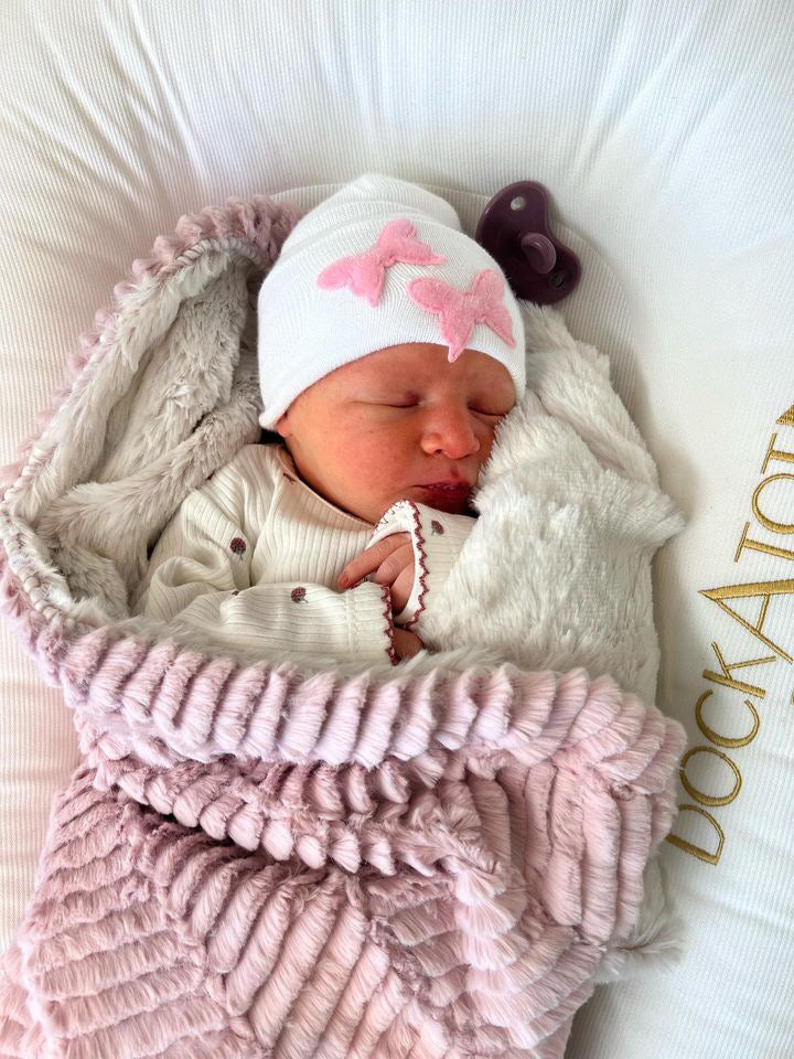 Baby pink zig zag minky blanket