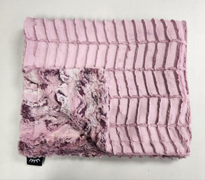 2 tone mauve minky blanket