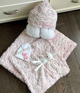 Newborn baby girl essentials gift set