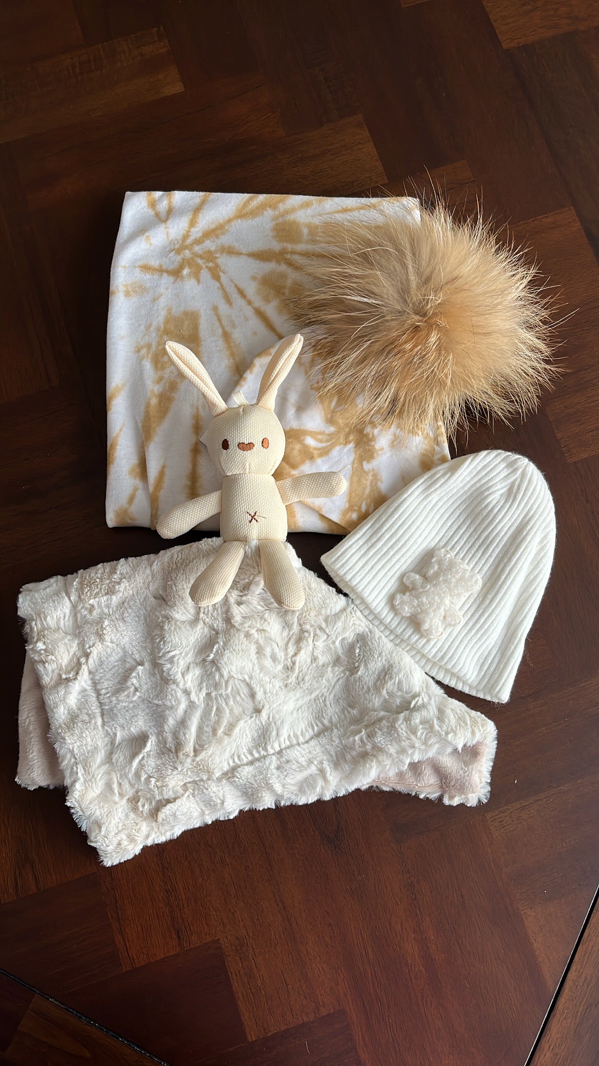 Taupe tie dye swaddle set