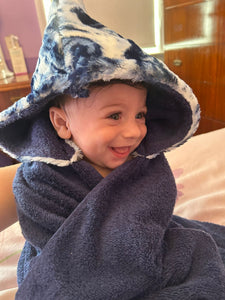 NEW boys tie dye marble hooded towel