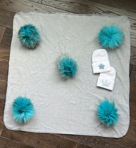 Cashmere Pom Pom Blankets