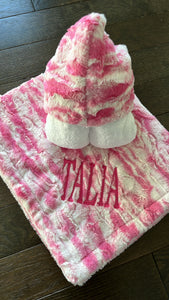 Hot pink marble minky blanket