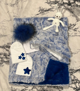 Luxurious bright blue gift bundle (boys)