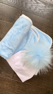 Baby blue gift set