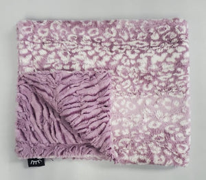 Lilac printed minky blanket