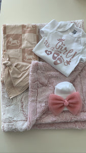 Super soft Swaddle & Knot hat set