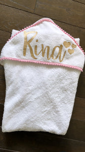 Pom trim hooded towel