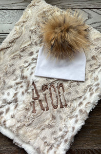 Personalized pom hat & minky set