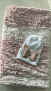 Stunning blanket & hospital hat set