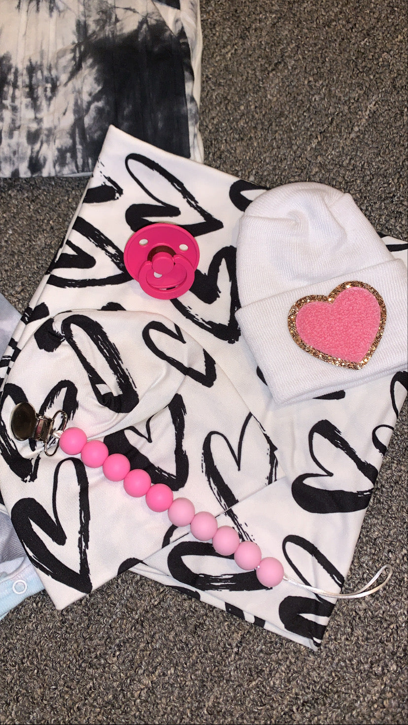 Hearts swaddle set