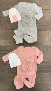 Ribbed bow onesie