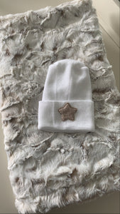 Stunning blanket & hospital hat set