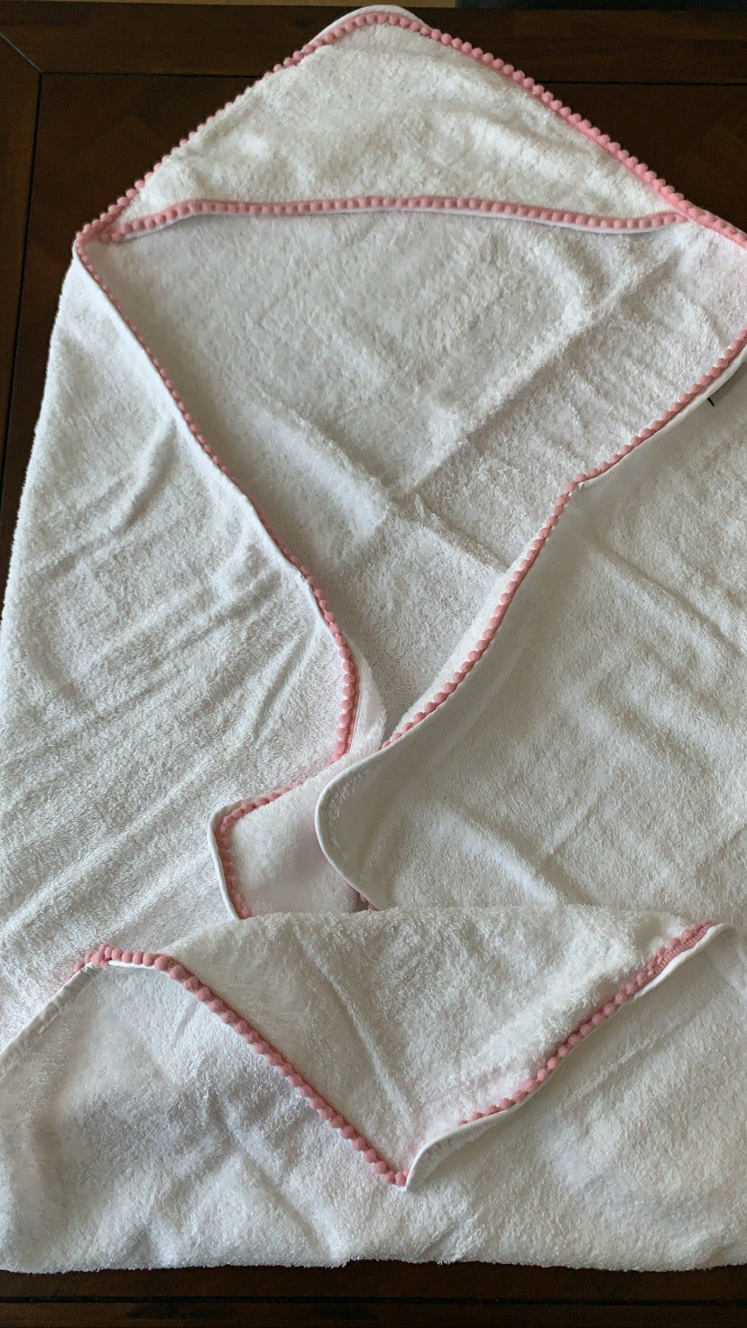 Pom trim hooded towel
