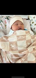 Super soft Swaddle & Knot hat set