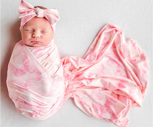 Pink watercolor swaddle set