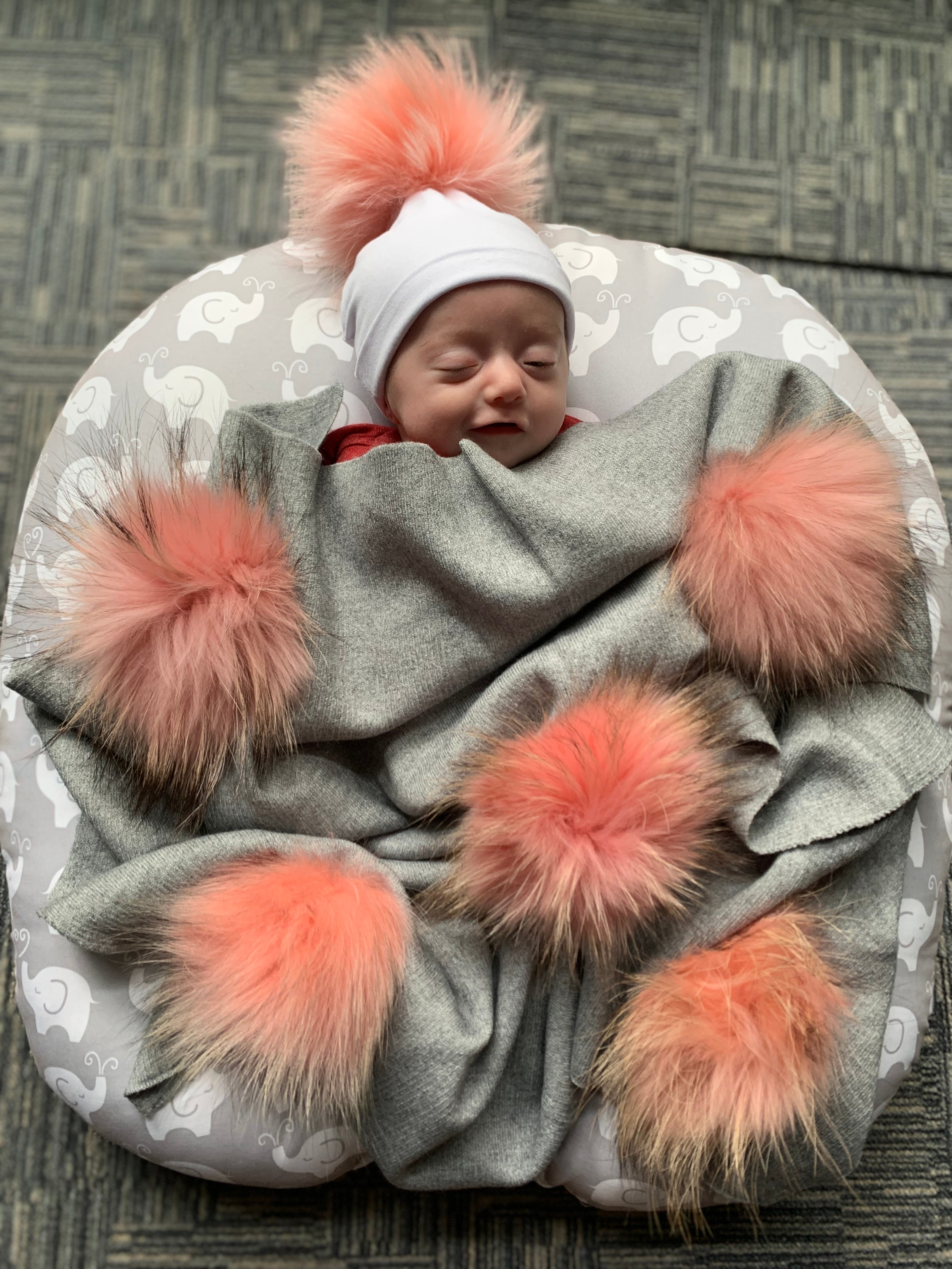 Pom pom online swaddle